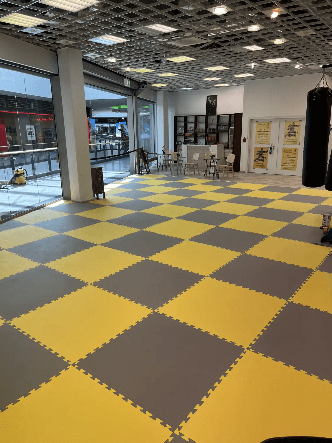 Techniktraining mit Partner bei Defense Zone